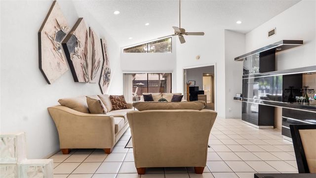 1867 NW 99th Avenue, Plantation, FL 33322