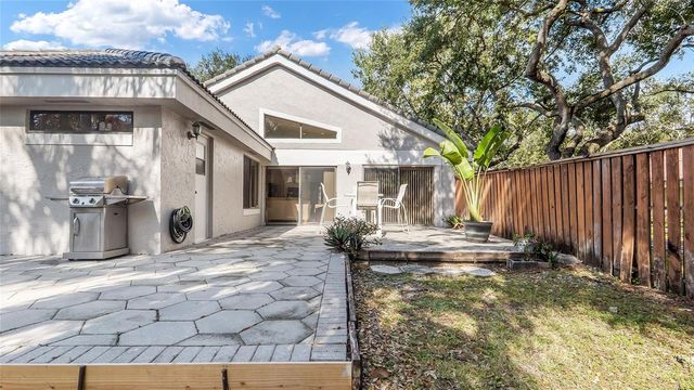 1867 NW 99th Avenue, Plantation, FL 33322