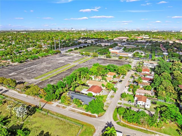 581 NW 113th St 581, Miami Shores, FL 33168