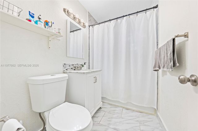 581 NW 113th St 581, Miami Shores, FL 33168