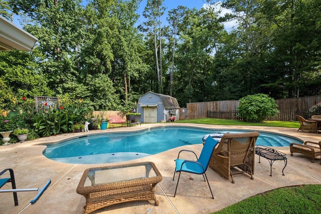 Image 33 of property listing at 3090 Randolph Road NE, Atlanta, GA 30345