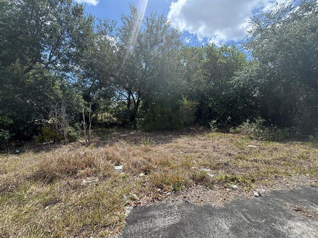 3358 S Jog Road, Greenacres, FL 33467