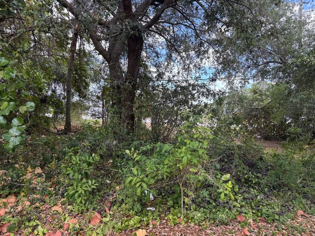 3358 S Jog Road, Greenacres, FL 33467