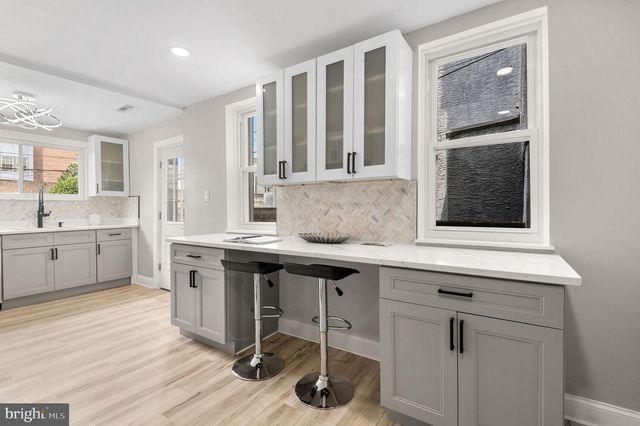 1150 S 6TH ST, Philadelphia, PA 19147