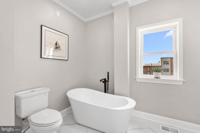 1150 S 6TH ST, Philadelphia, PA 19147