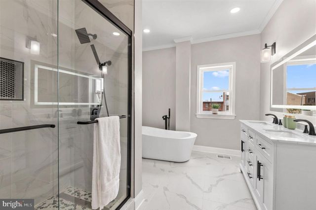 1150 S 6TH ST, Philadelphia, PA 19147