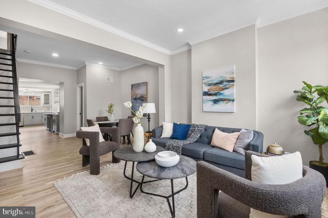 1150 S 6TH ST, Philadelphia, PA 19147