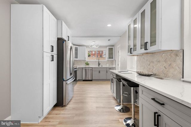 1150 S 6TH ST, Philadelphia, PA 19147