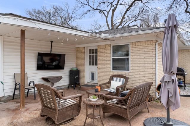 10615 Larchfield Lane, Dallas, TX 75238