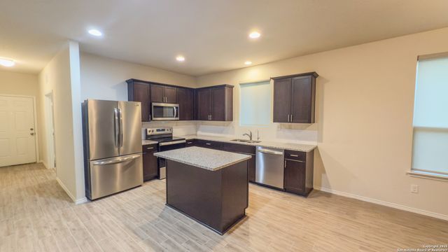 11264 Blue Feather, San Antonio, TX 78254