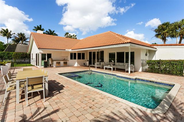 7709 NW 87th Ave, Tamarac, FL 33321