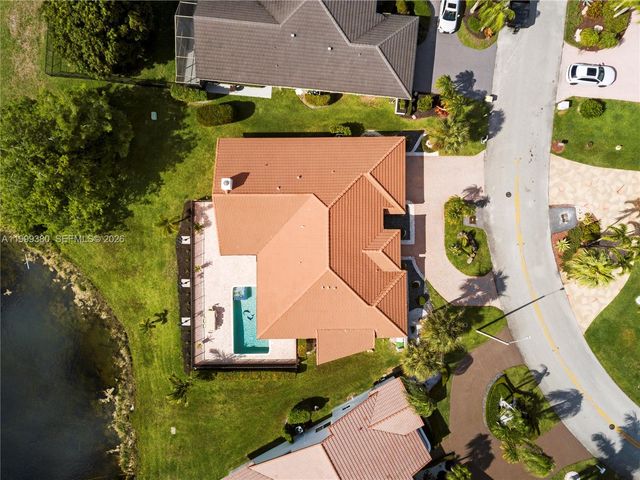 7709 NW 87th Ave, Tamarac, FL 33321