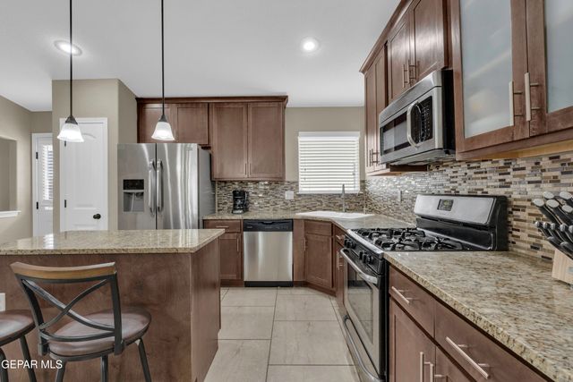 14825 Boer Trail Avenue, El Paso, TX 79938