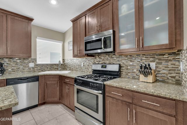 14825 Boer Trail Avenue, El Paso, TX 79938