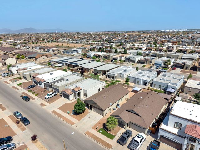 14825 Boer Trail Avenue, El Paso, TX 79938