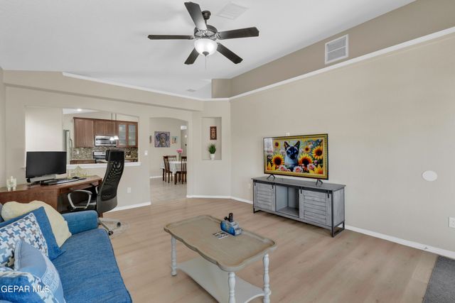 14825 Boer Trail Avenue, El Paso, TX 79938