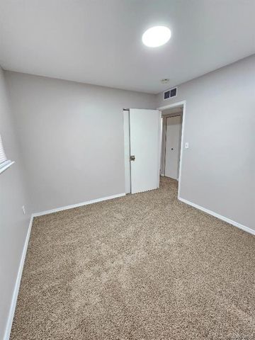 6169 Sylvia Street, Taylor, MI 48180