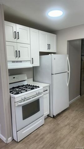 6169 Sylvia Street, Taylor, MI 48180