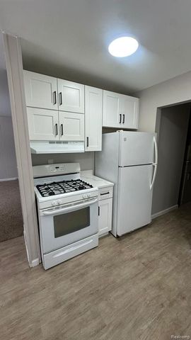 6169 Sylvia Street, Taylor, MI 48180