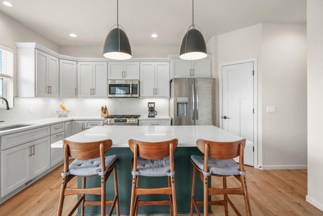 8016 Laufenberg Boulevard, Cross Plains, WI 53528