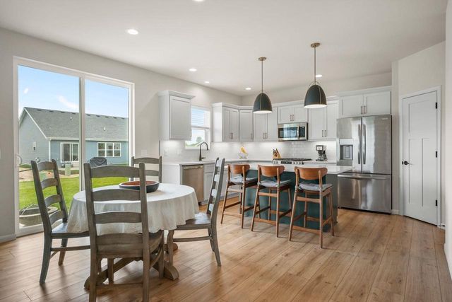 8016 Laufenberg Boulevard, Cross Plains, WI 53528