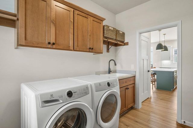 8016 Laufenberg Boulevard, Cross Plains, WI 53528