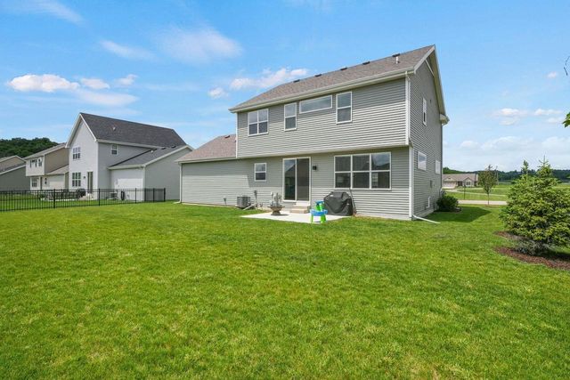 8016 Laufenberg Boulevard, Cross Plains, WI 53528