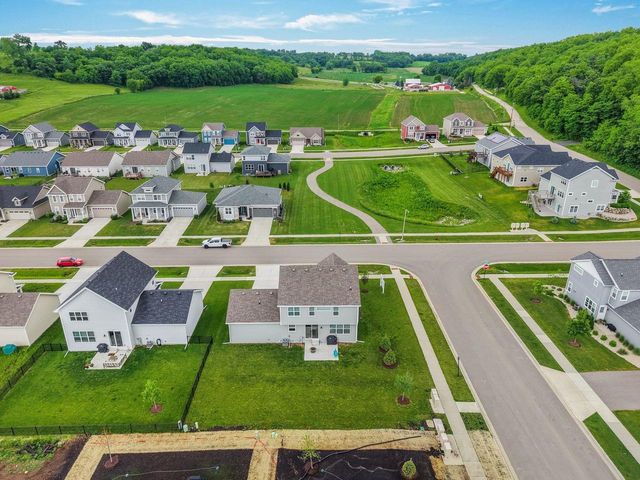 8016 Laufenberg Boulevard, Cross Plains, WI 53528