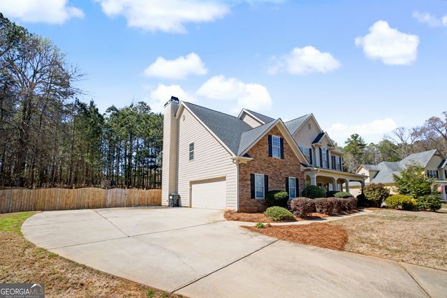 414 Long Shore Way, Newnan, GA 30265