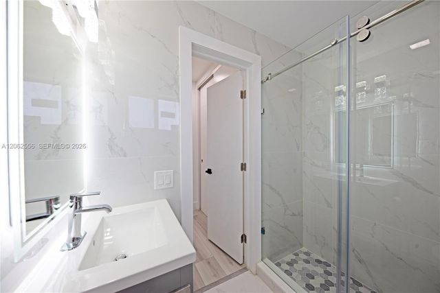 350 75th St 203, Miami Beach, FL 33141