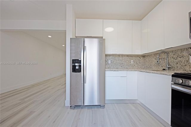 350 75th St 203, Miami Beach, FL 33141