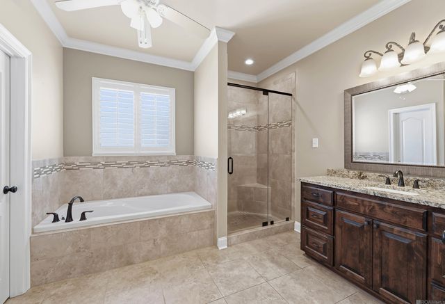 12031 Coueron Dr, St Amant, LA 70774