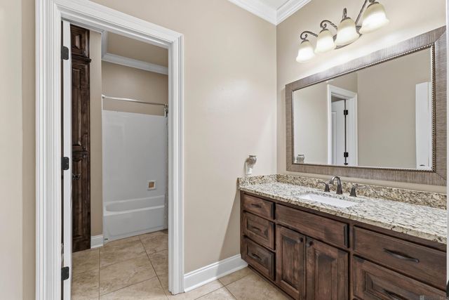 12031 Coueron Dr, St Amant, LA 70774