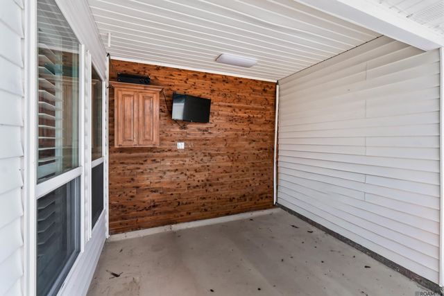 12031 Coueron Dr, St Amant, LA 70774