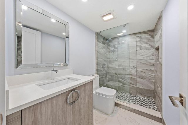 3912 S Ocean Boulevard 605, Highland Beach, FL 33487