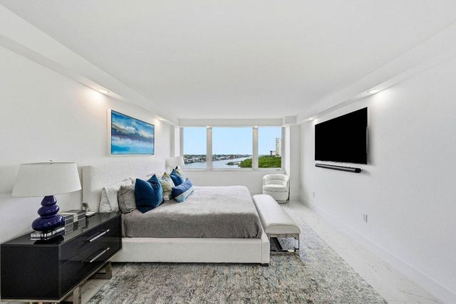 3912 S Ocean Boulevard 605, Highland Beach, FL 33487