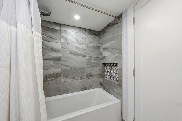 3912 S Ocean Boulevard 605, Highland Beach, FL 33487