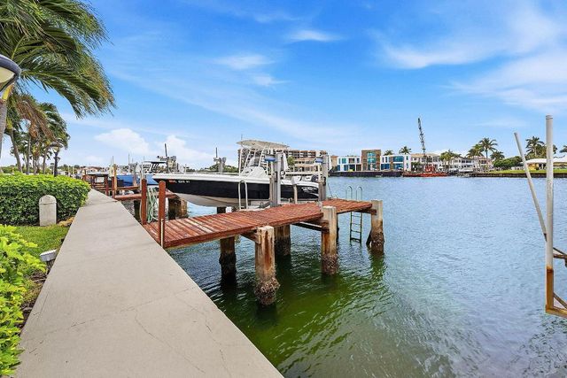 3912 S Ocean Boulevard 605, Highland Beach, FL 33487