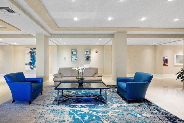 3912 S Ocean Boulevard 605, Highland Beach, FL 33487