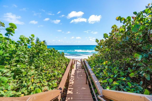 3912 S Ocean Boulevard 605, Highland Beach, FL 33487