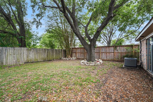 12007 Yearling Dr Drive, Houston, TX 77065