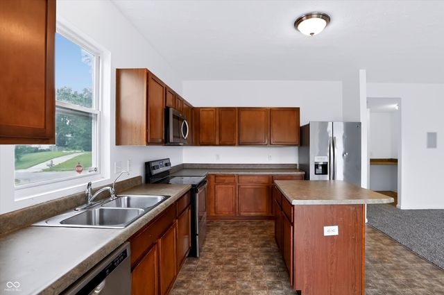 4818 Ladywood Bluff, Indianapolis, IN 46226