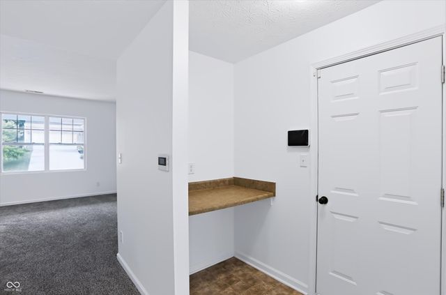 4818 Ladywood Bluff, Indianapolis, IN 46226