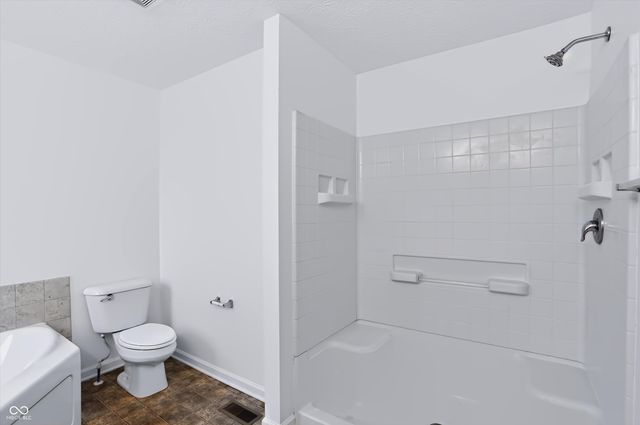 4818 Ladywood Bluff, Indianapolis, IN 46226