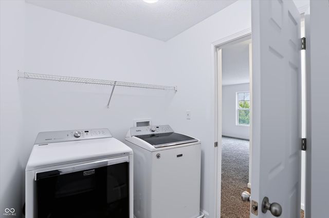 4818 Ladywood Bluff, Indianapolis, IN 46226