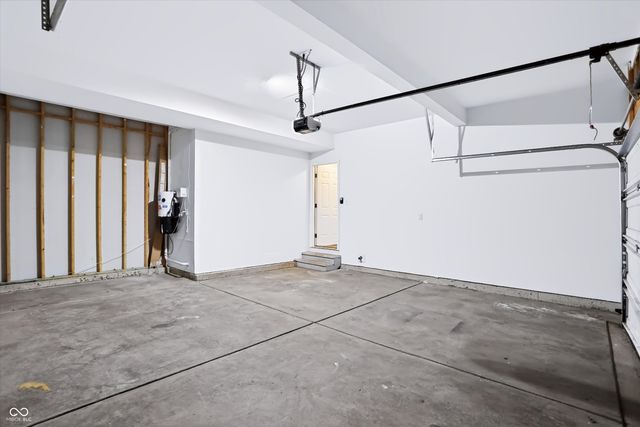 4818 Ladywood Bluff, Indianapolis, IN 46226