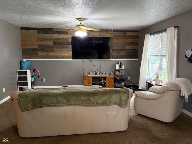 929 S Grant Street, Martinsville, IN 46151