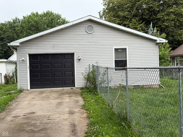 929 S Grant Street, Martinsville, IN 46151