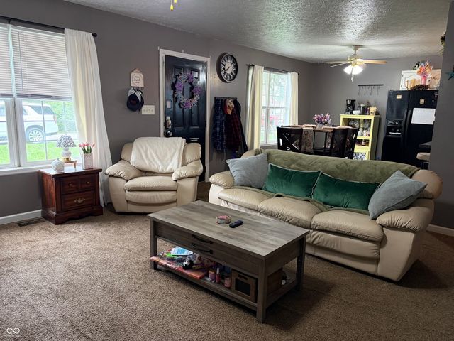 929 S Grant Street, Martinsville, IN 46151