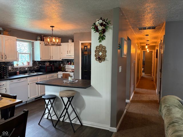 929 S Grant Street, Martinsville, IN 46151